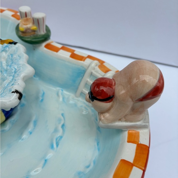 Swimming Pool Side Chip And Dip By Lillian Venon - Picture 3 of 6